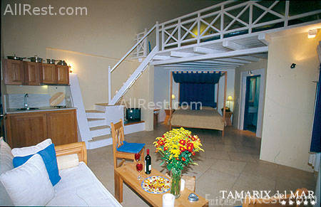 Tamarix Del Mar Suites 17
